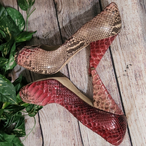 Oscar Del a Renta Snake Skin Heels - Picture 6 of 12